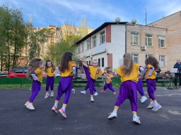 Концертно-развлекательная программа «Танцуй, Россия»