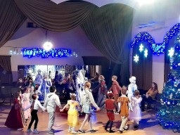 Детская новогодняя программа &laquo;Елочки, иголочки&raquo;