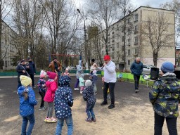 Пограмма &laquo;Праздник незнакомых людей&raquo;