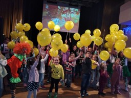 Детская игровая программа &laquo;День улыбки&raquo;
